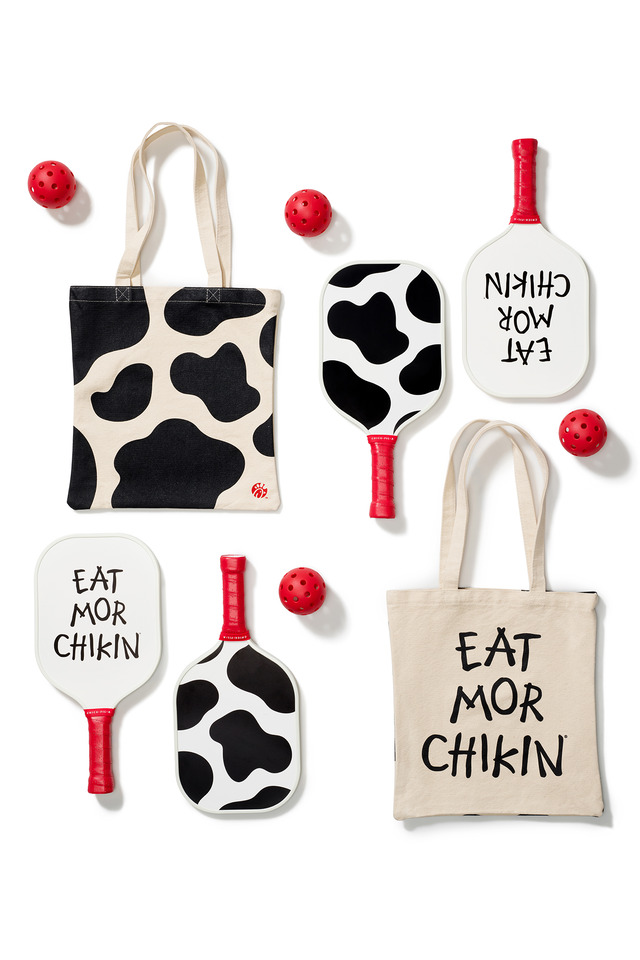 Chick-fil-A’s Eat Mor Chikin Pickleball Set