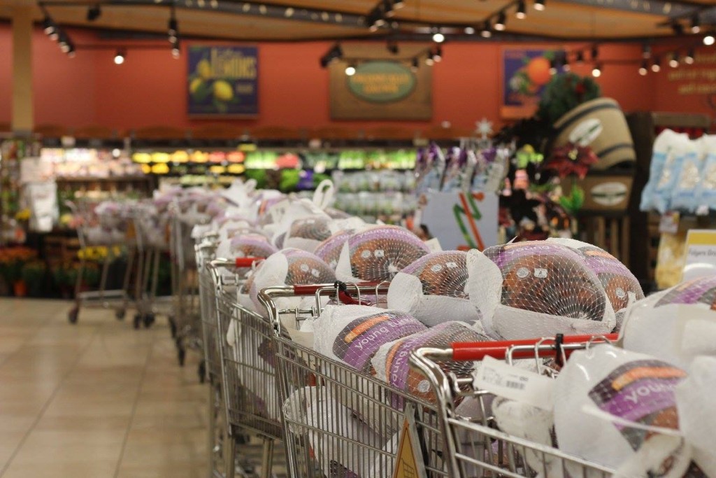 Hundreds of families in need across Sacramento receivde turkeys on Thanksgiving