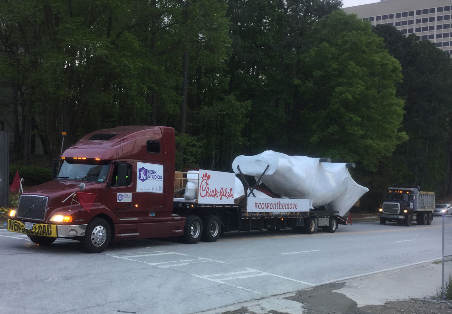 The Chick-fil-A Cow makes its trek back to Atlanta from Kern Studios in New Orleans.
